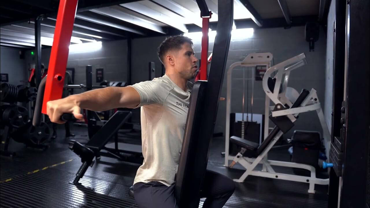 Як тренуватися з машиною PEC？