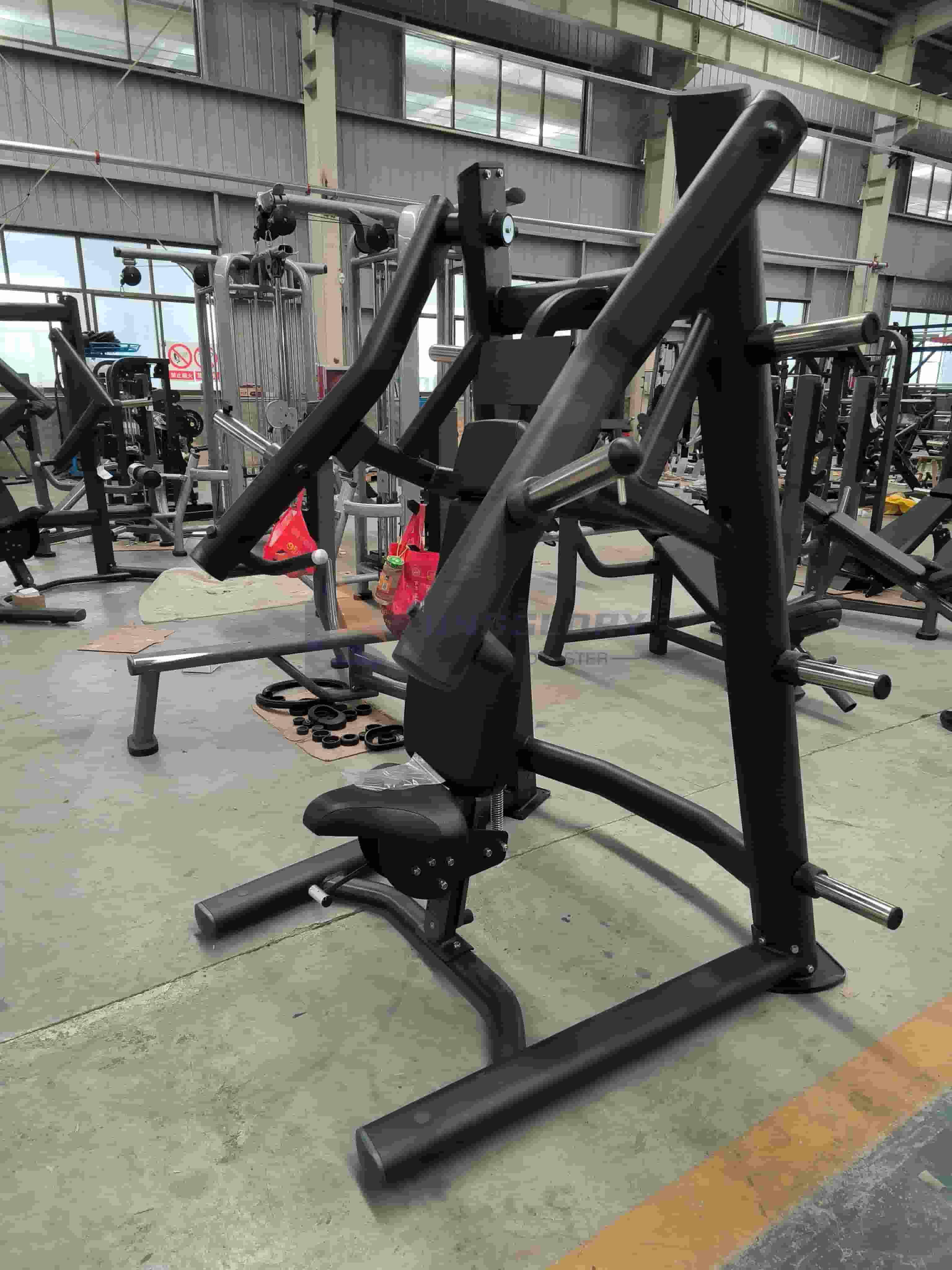 Plate Loaded Incline Chest Press
